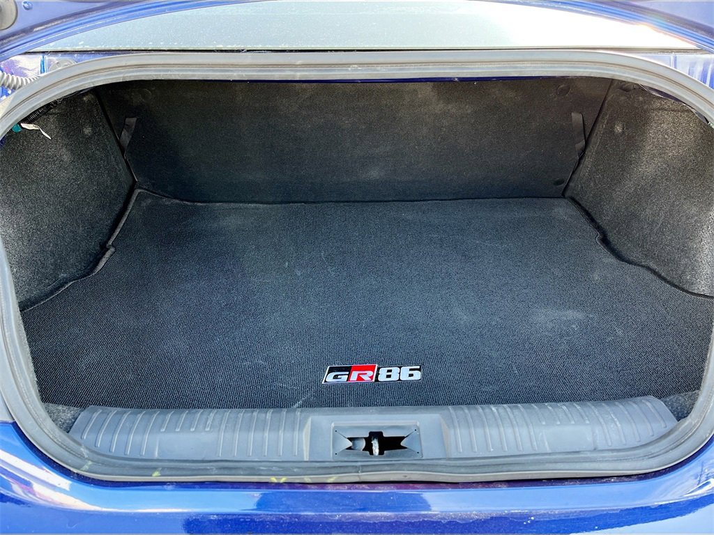 Used 2024 Toyota GR86 Premium image 24