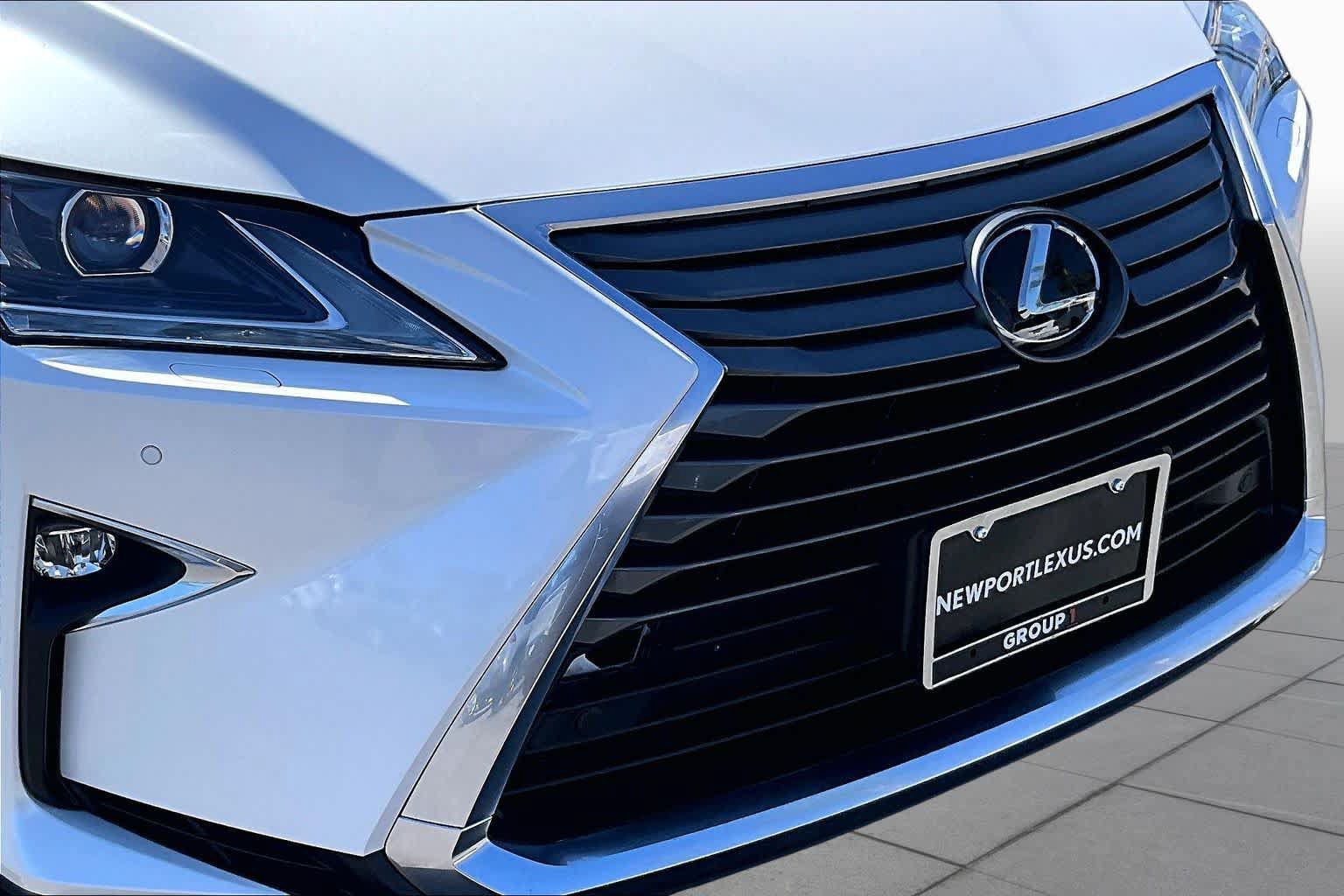 Used 2017 Lexus RX 350 AWD w/ Premium Package image 28