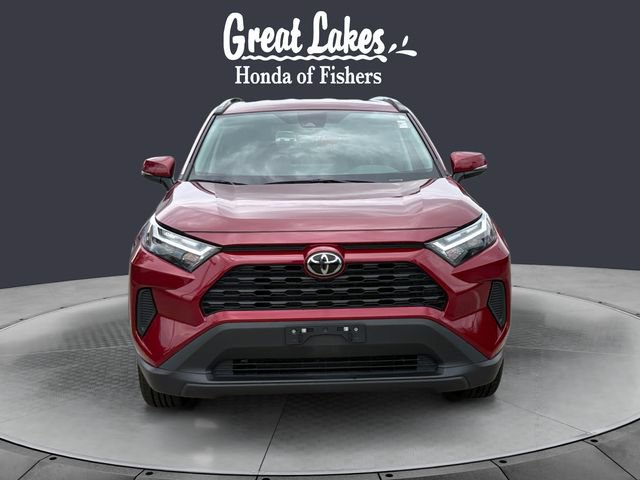 Used 2025 Toyota RAV4 XLE AWD/4WD image 8