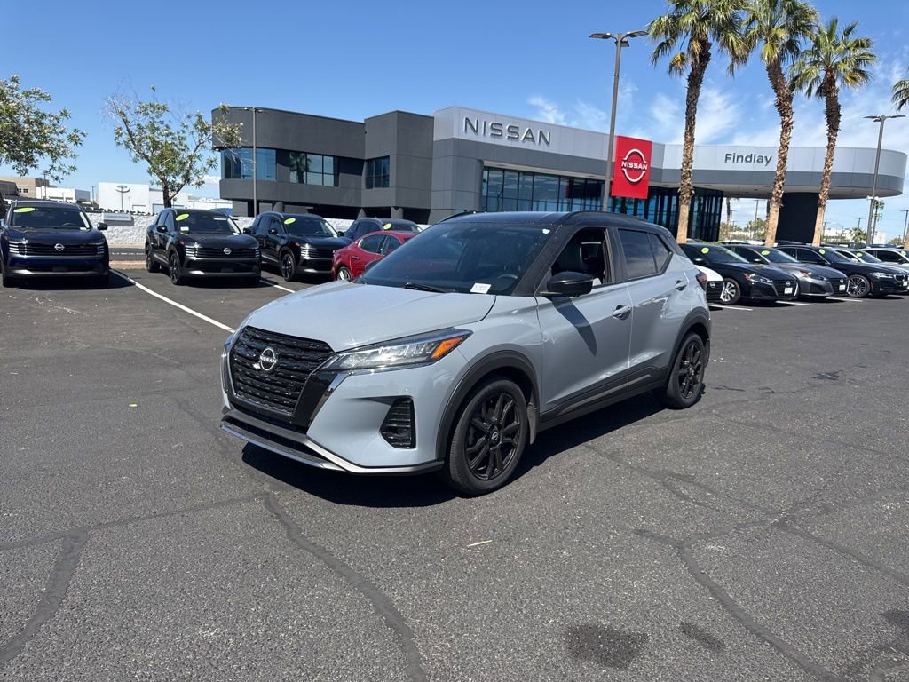 Used 2023 Nissan Kicks SR w/ SR Premium Package FWD image 1
