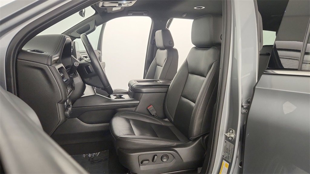 Used 2023 Chevrolet Tahoe LT image 13