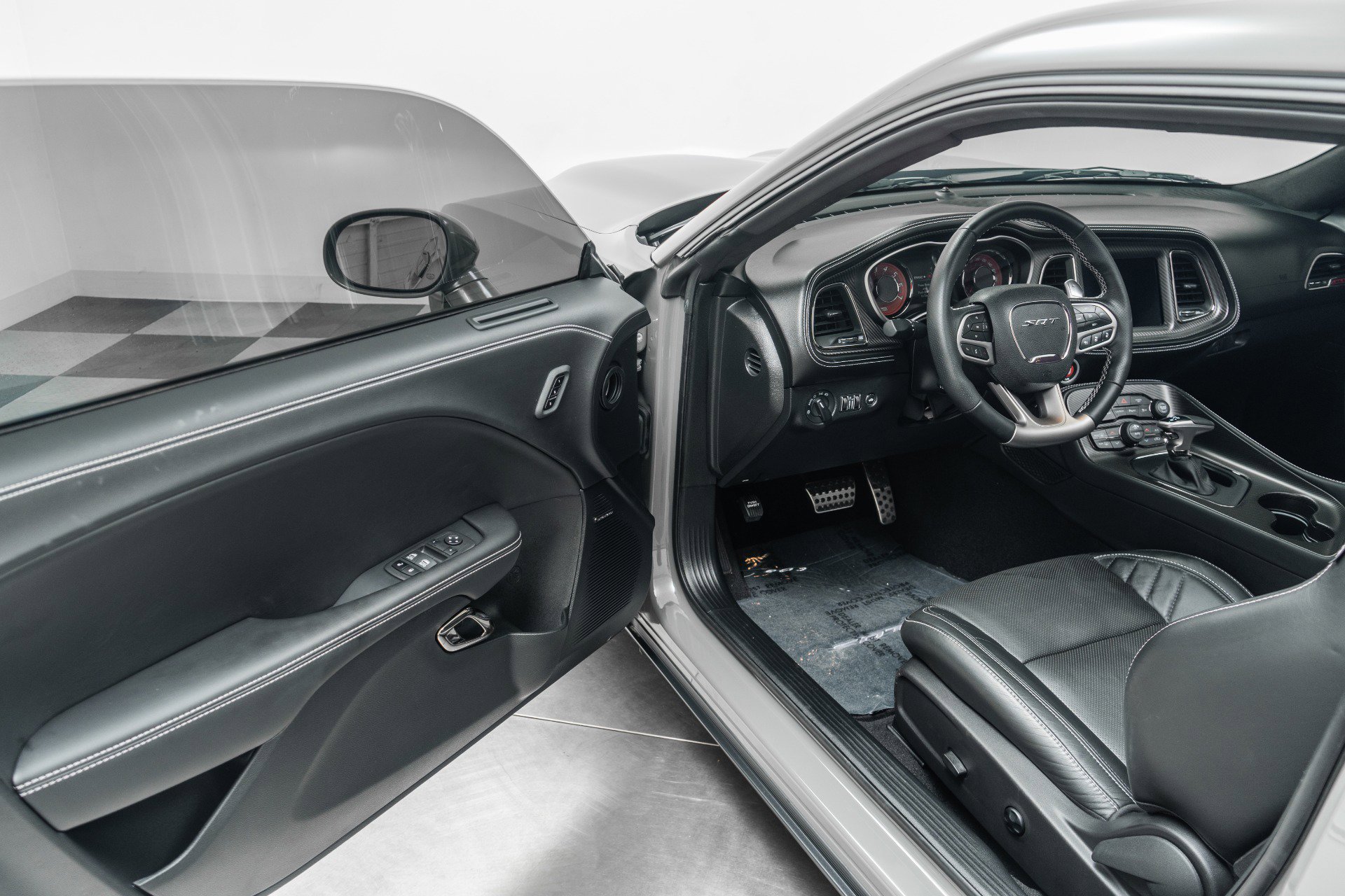 Used 2023 Dodge Challenger SRT Hellcat RWD image 22
