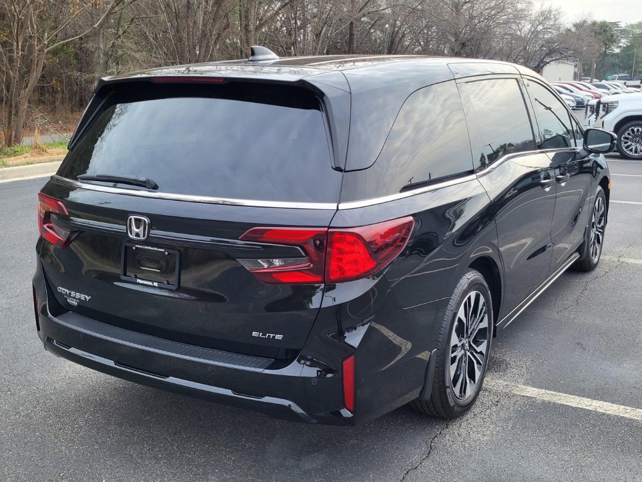 New 2026 Honda Odyssey Elite image 2
