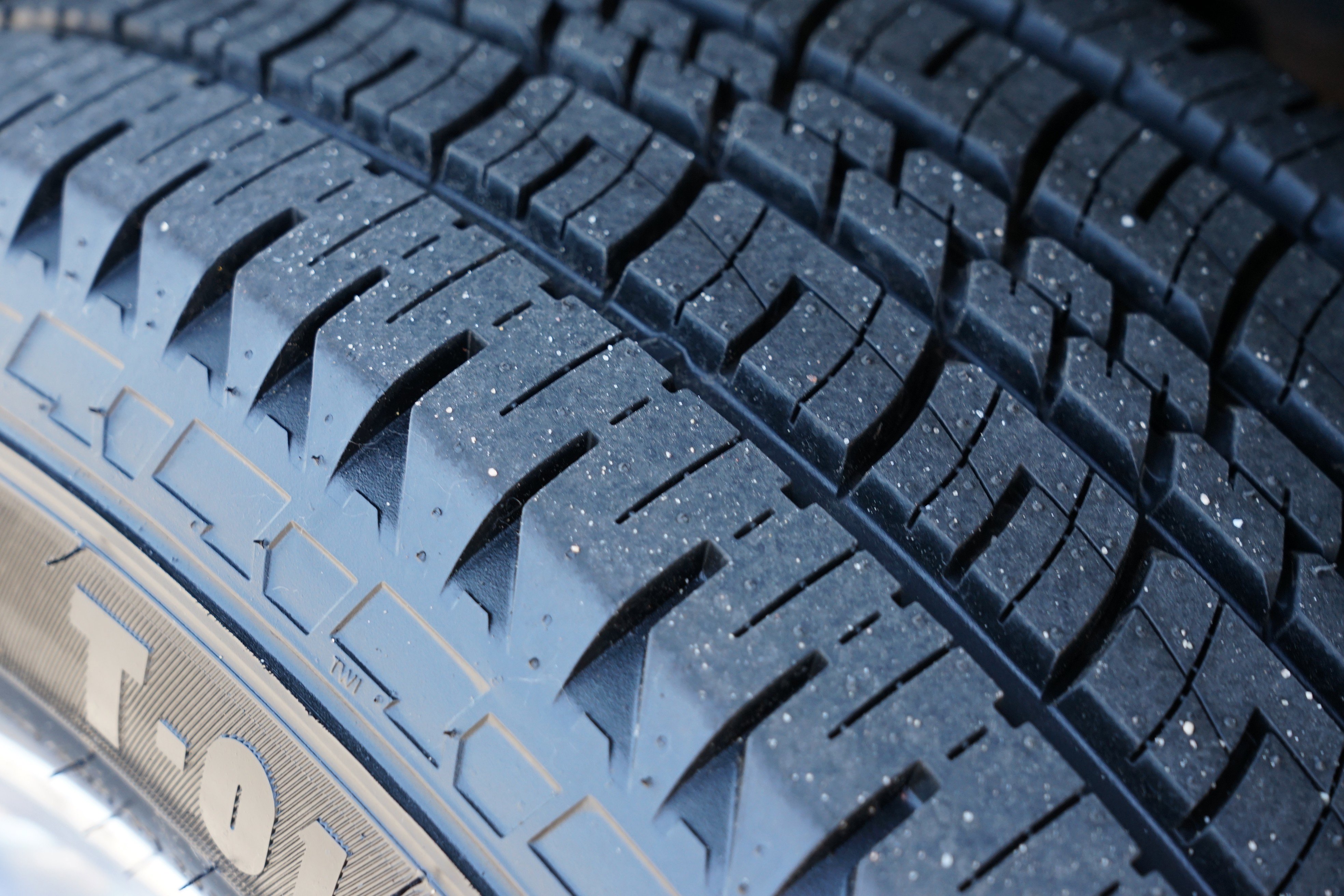 Used 2019 GMC Yukon XL SLE w/ SLE Value Package image 30