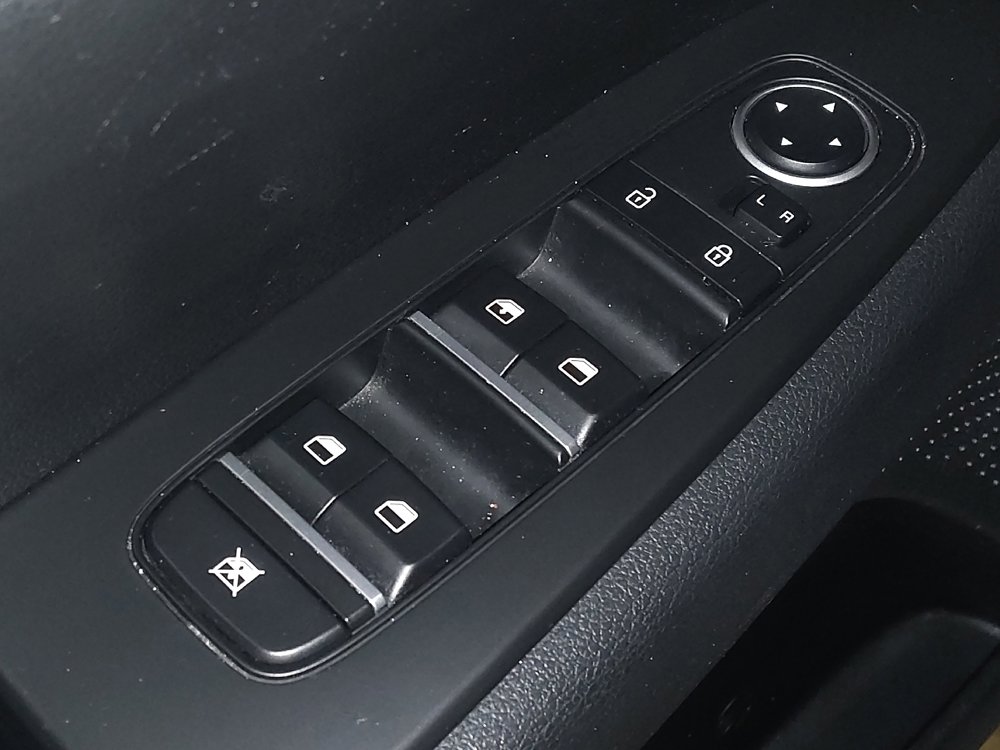 Used 2024 Kia Forte LXS image 27