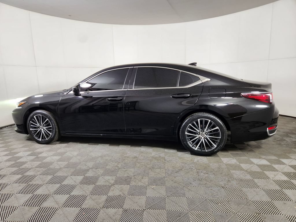 Used 2024 Lexus ES 250 w/ Premium Package AWD/4WD image 4
