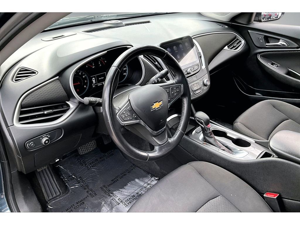 Used 2021 Chevrolet Malibu RS FWD image 16