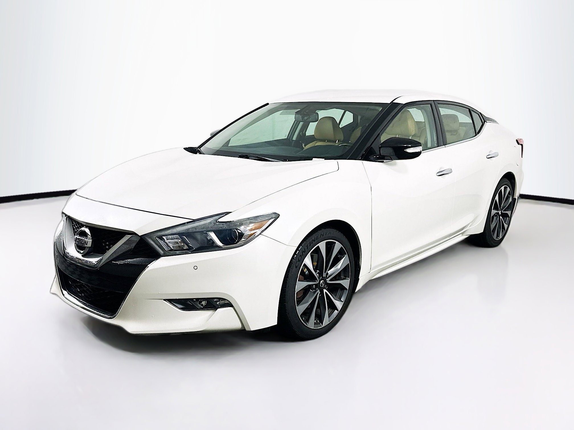 Used 2017 Nissan Maxima SR FWD image 3