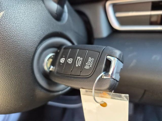 New 2026 Hyundai Elantra SE image 19