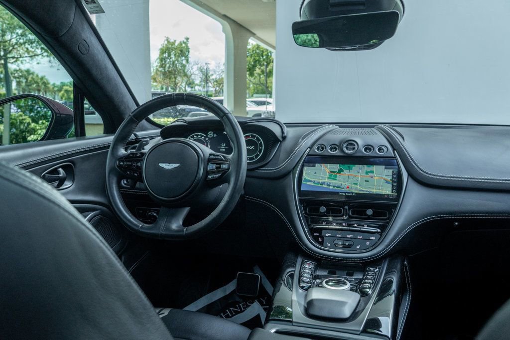 Used 2021 Aston Martin DBX AWD/4WD image 18