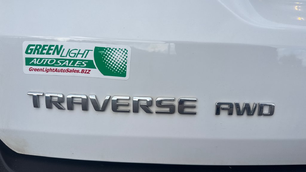 Used 2022 Chevrolet Traverse LS AWD/4WD image 15