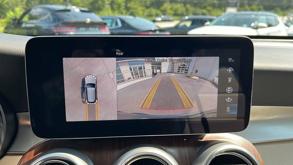 Used 2022 Mercedes-Benz GLC 300 GLC 300 image 32