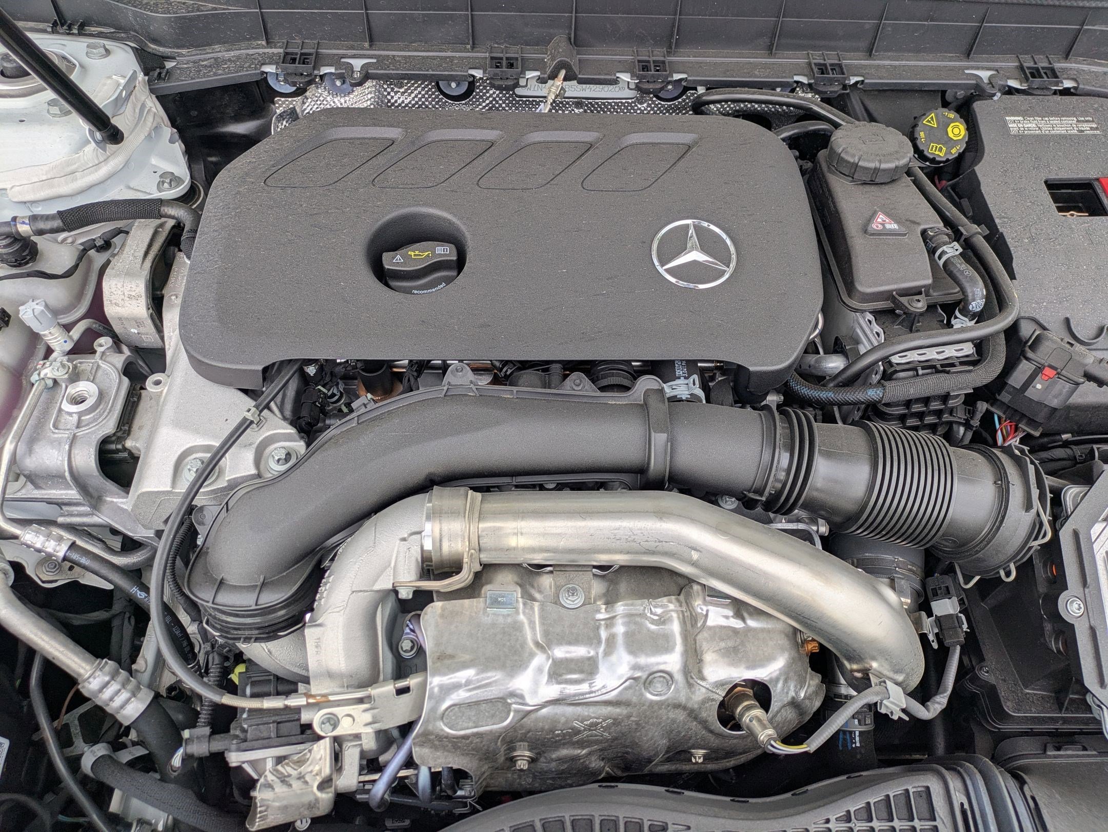 New 2025 Mercedes-Benz GLB 250 image 35