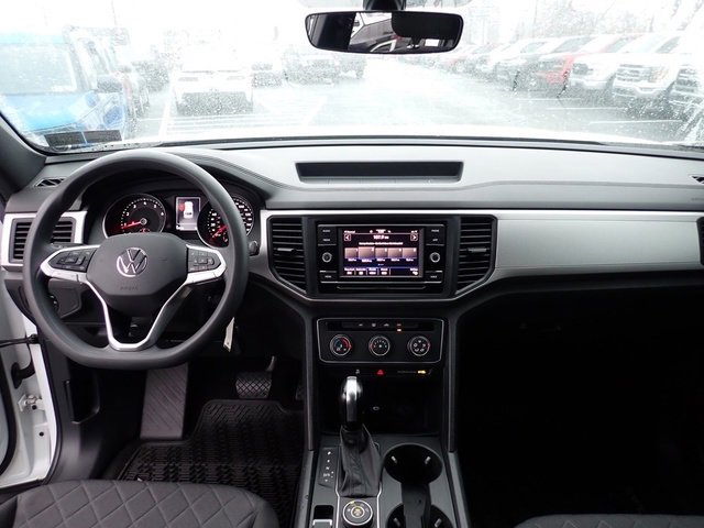 Used 2020 Volkswagen Atlas Cross Sport S image 19