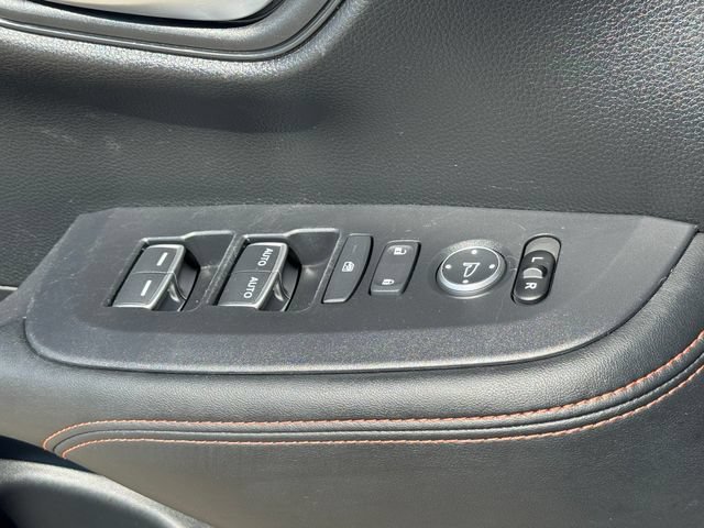 Certified 2025 Honda HR-V Sport image 27