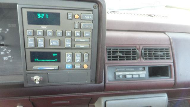 Used 1992 Chevrolet Silverado 2500 4x4 Regular Cab image 24
