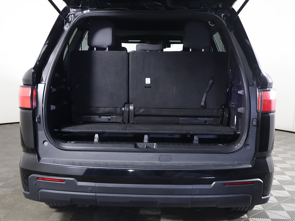 Used 2025 Toyota Sequoia SR5 AWD/4WD image 16