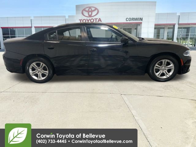 Used 2021 Dodge Charger SXT w/ Leather Interior Group image 9
