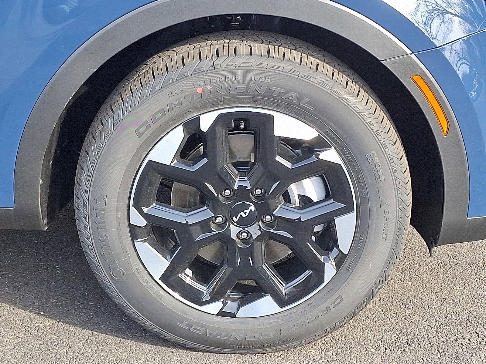 New 2026 Kia Sorento S w/ S Panoramic Sunroof Package image 9