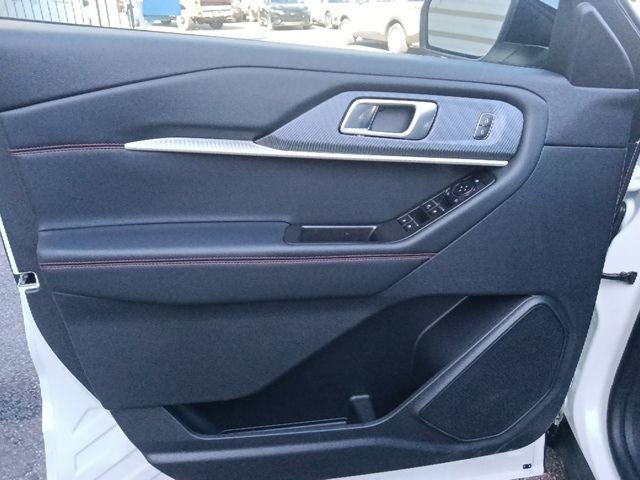 New 2026 Ford Explorer ST-Line RWD image 11