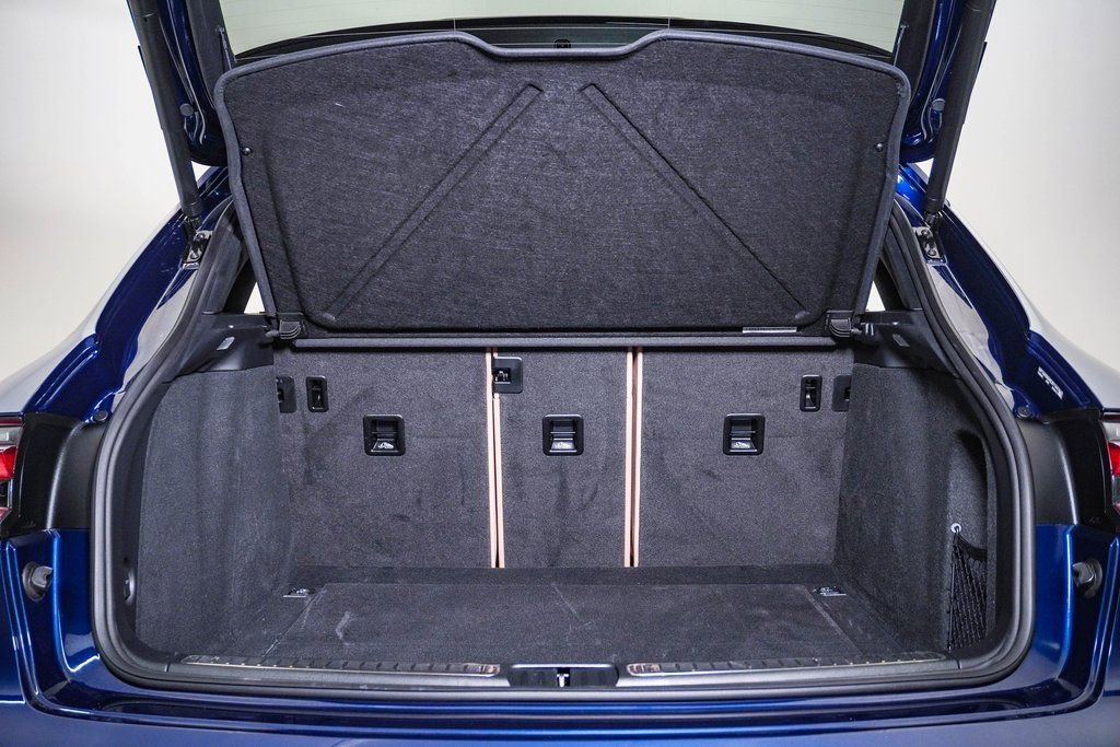 Certified 2025 Porsche Macan image 27