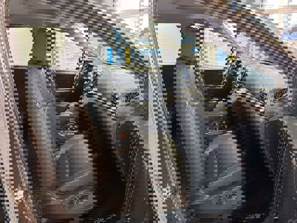 Used 2023 Honda Odyssey EX-L image 23