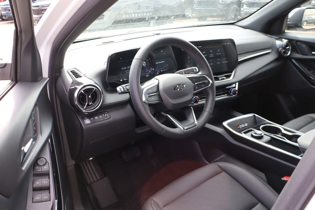 New 2026 Chevrolet Equinox LT w/ Convenience Package II AWD/4WD image 10