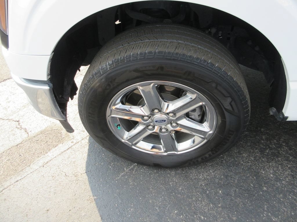 Used 2024 Ford F150 XLT w/ Mobile Office Package RWD image 15