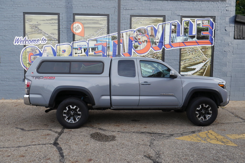 Used 2020 Toyota Tacoma TRD Off-Road AWD/4WD image 13