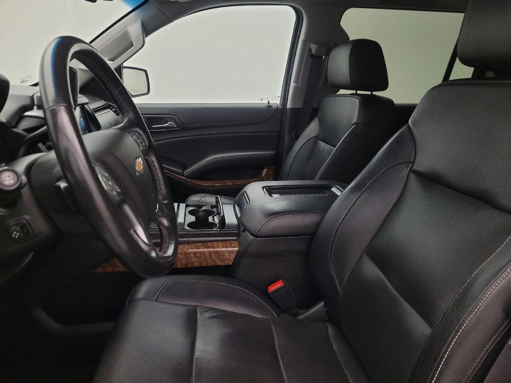 Used 2017 Chevrolet Suburban Premier image 17