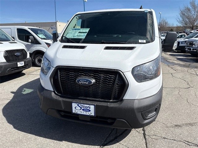 New 2025 Ford Transit 250 Low Roof image 9