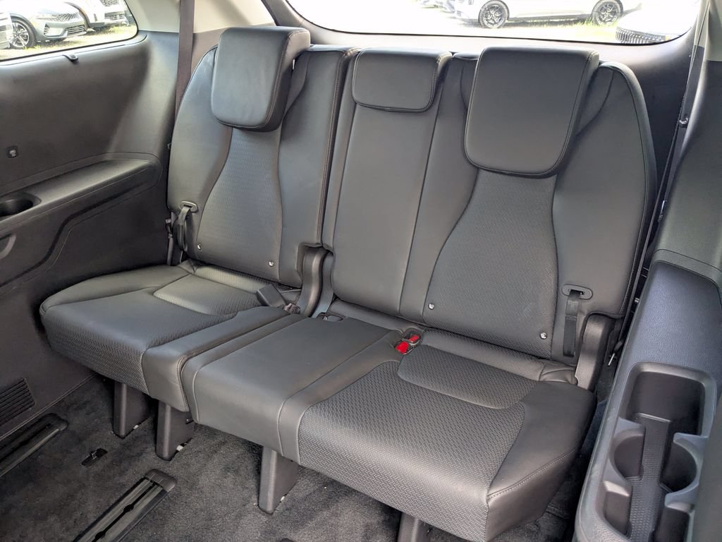 Used 2025 Kia Carnival SX Prestige FWD image 17