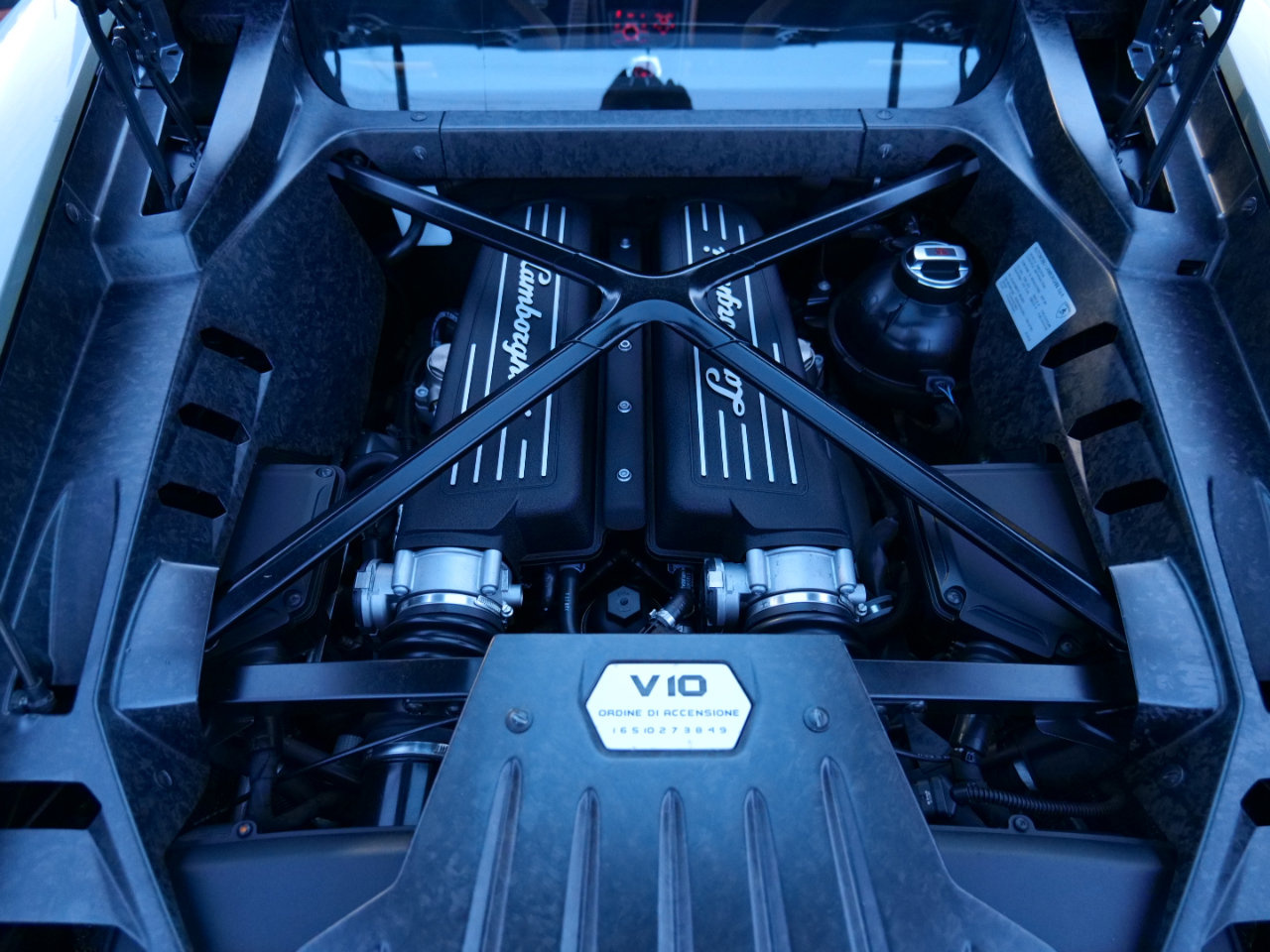 Used 2015 Lamborghini Huracan LP 610-4 image 50