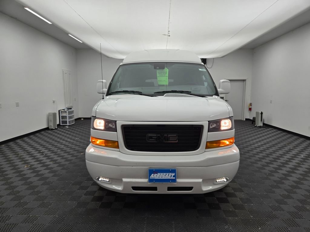 New 2024 GMC Savana 2500 image 11