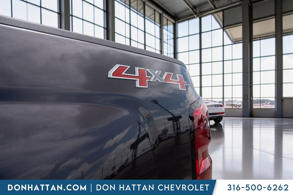 Used 2015 Chevrolet Silverado 1500 LTZ AWD/4WD image 36
