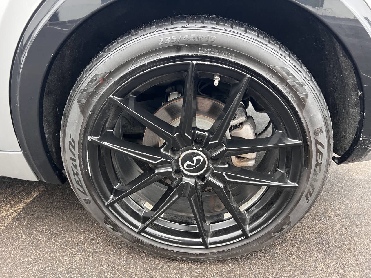 Used 2018 INFINITI QX30 Premium w/ Navigation Package image 51