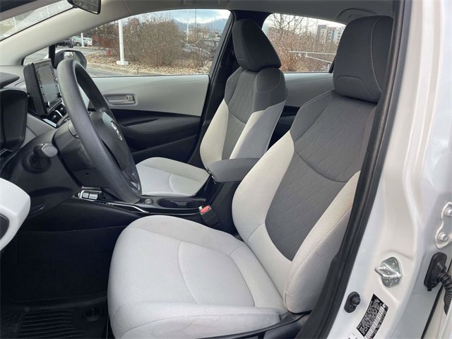 Used 2022 Toyota Corolla LE w/ LE Convenience Package image 19