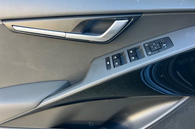 Used 2025 Kia Niro Wind image 14