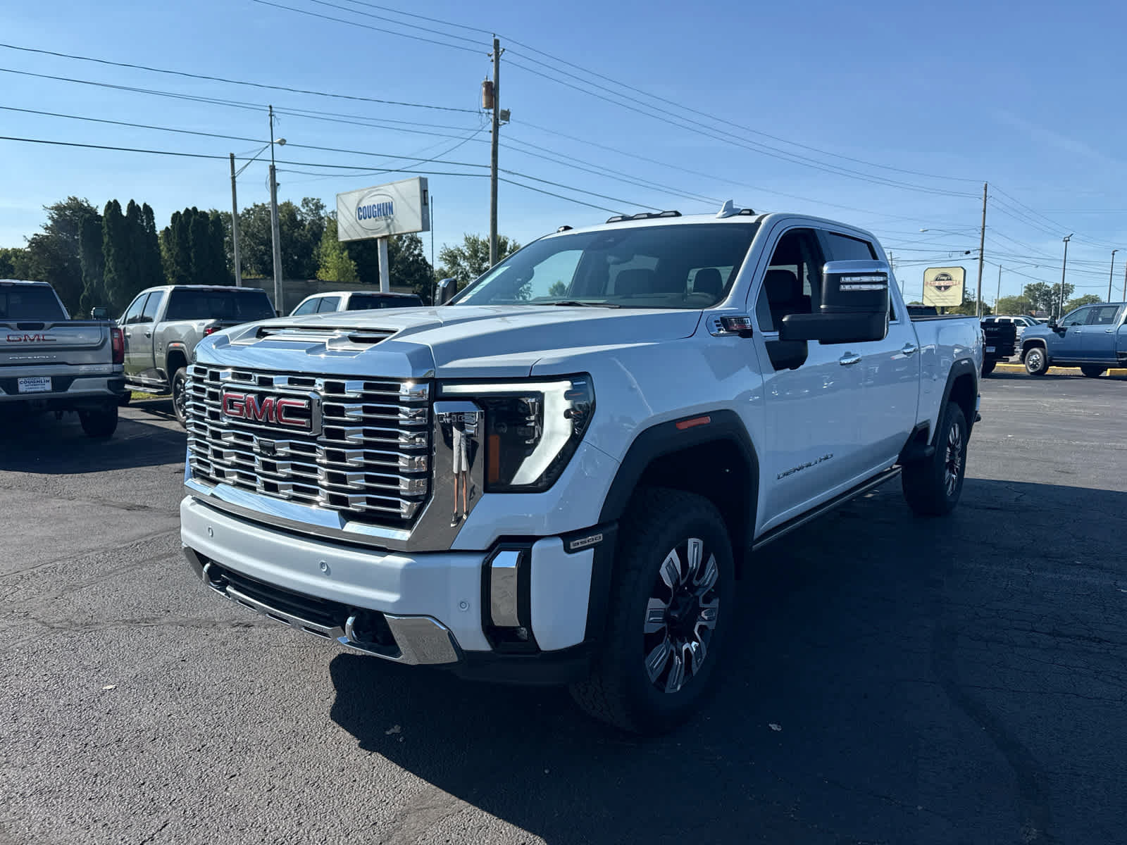 New 2026 GMC Sierra 3500 Denali w/ Denali Reserve Package AWD/4WD image 1