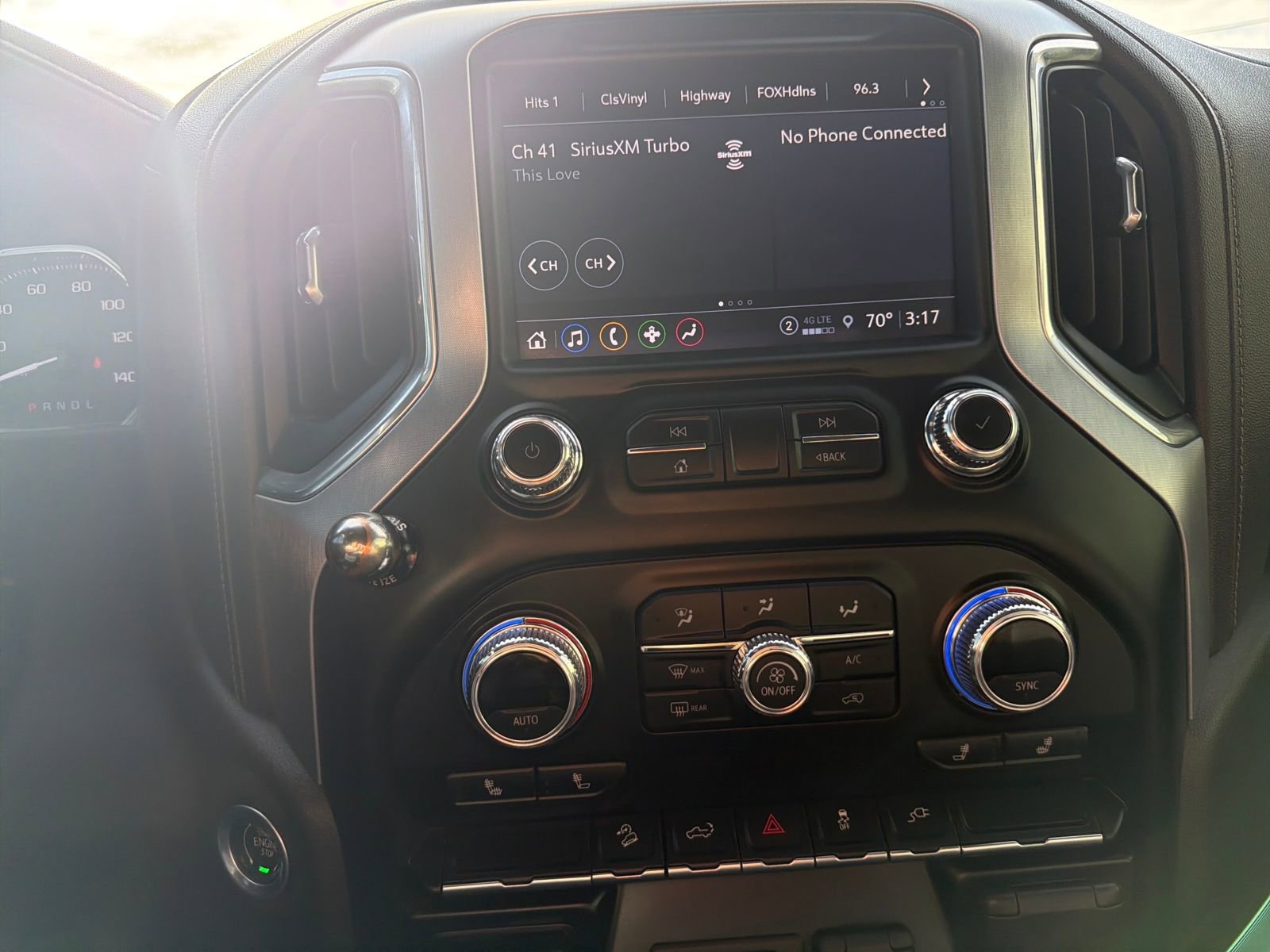 Used 2022 GMC Sierra 2500 SLT w/ Gooseneck/5TH Wheel Package image 20