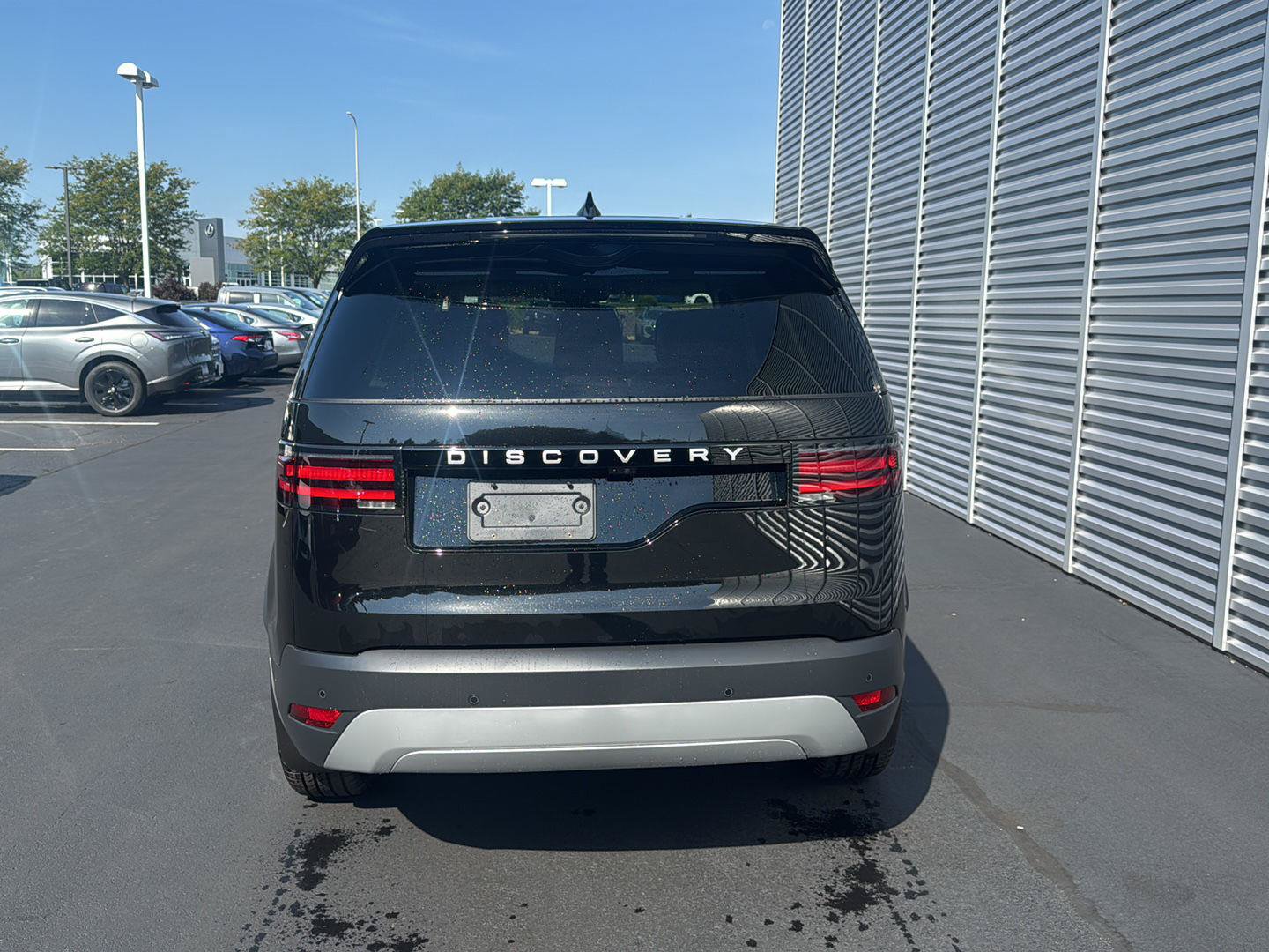New 2026 Land Rover Discovery S AWD/4WD image 4