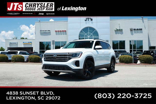 Used 2025 Volkswagen Atlas SE w/ Black Wheel Package FWD image 1