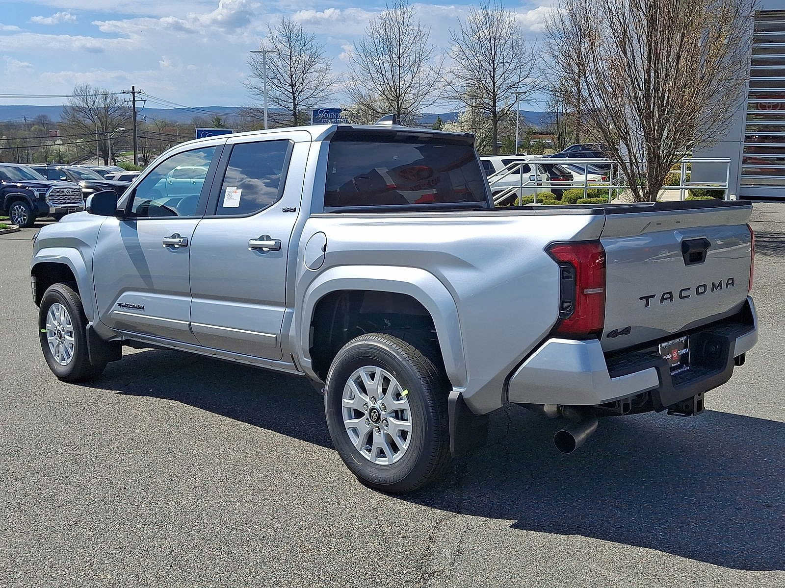 New 2026 Toyota Tacoma SR5 AWD/4WD image 11