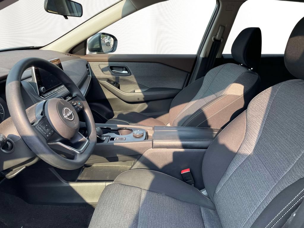 Used 2023 Nissan Rogue SV AWD/4WD image 22