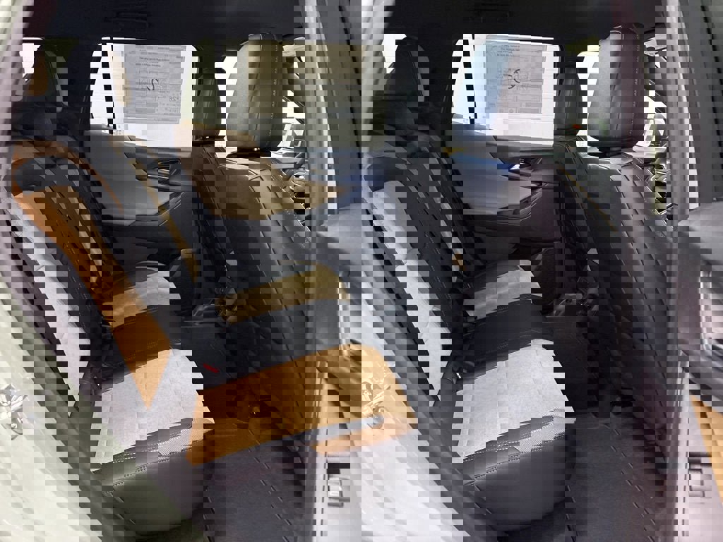 New 2026 Chevrolet Equinox ACTIV w/ Convenience Package III image 30