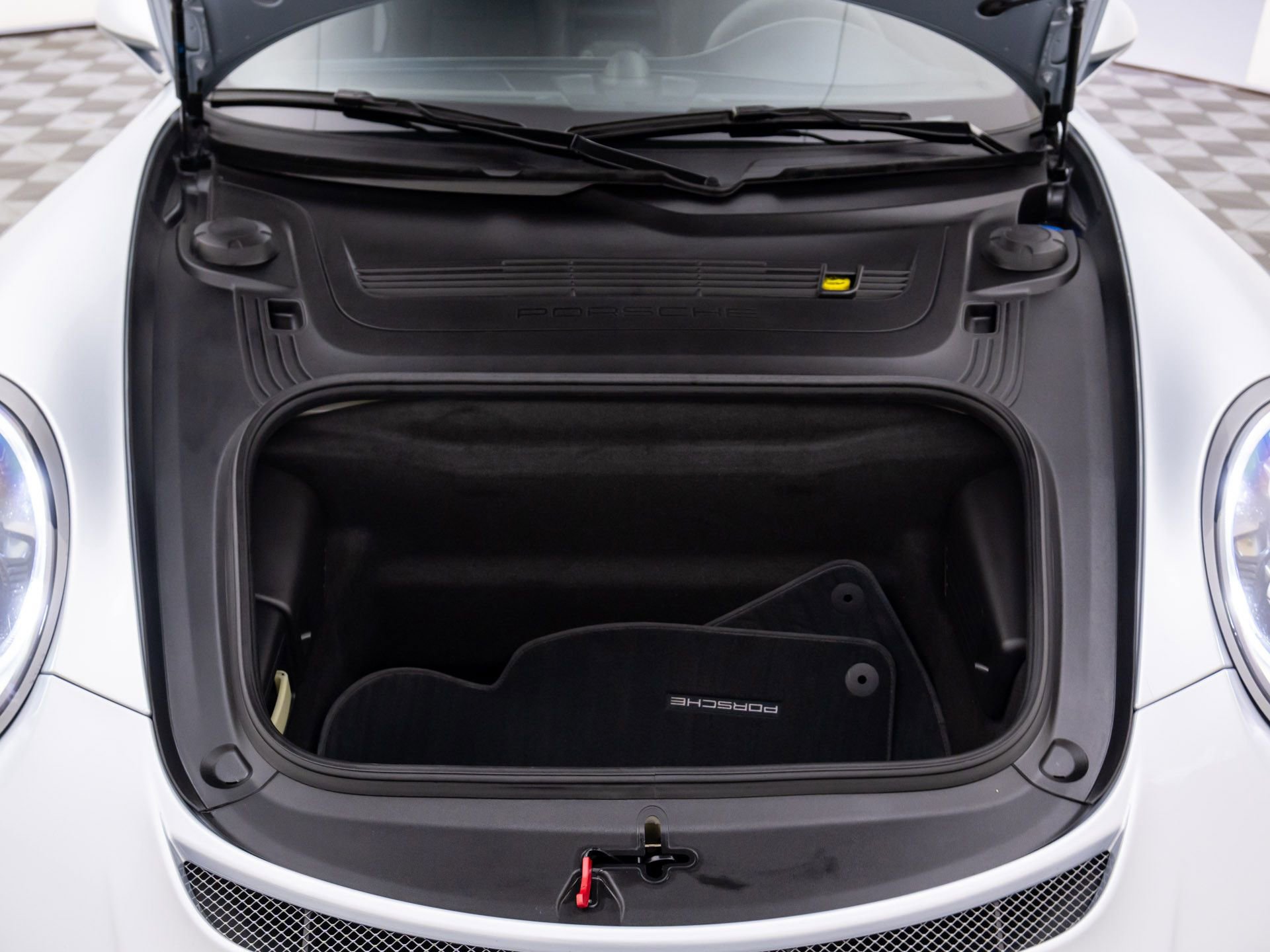 Used 2015 Porsche 911 GT3 image 35