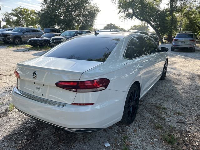 Used 2022 Volkswagen Passat 2.0T SE FWD image 4