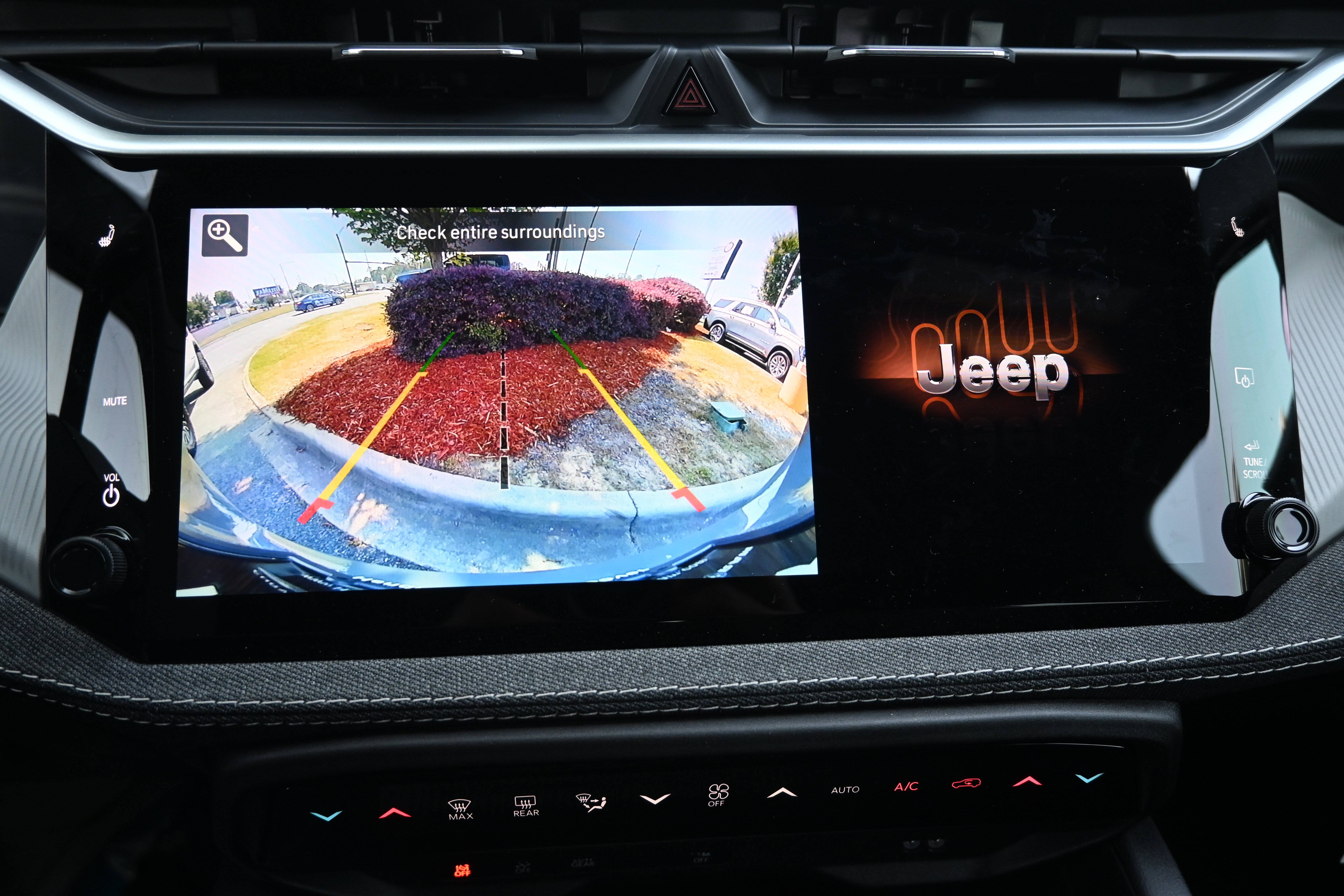 New 2026 Jeep Cherokee Laredo AWD/4WD image 23