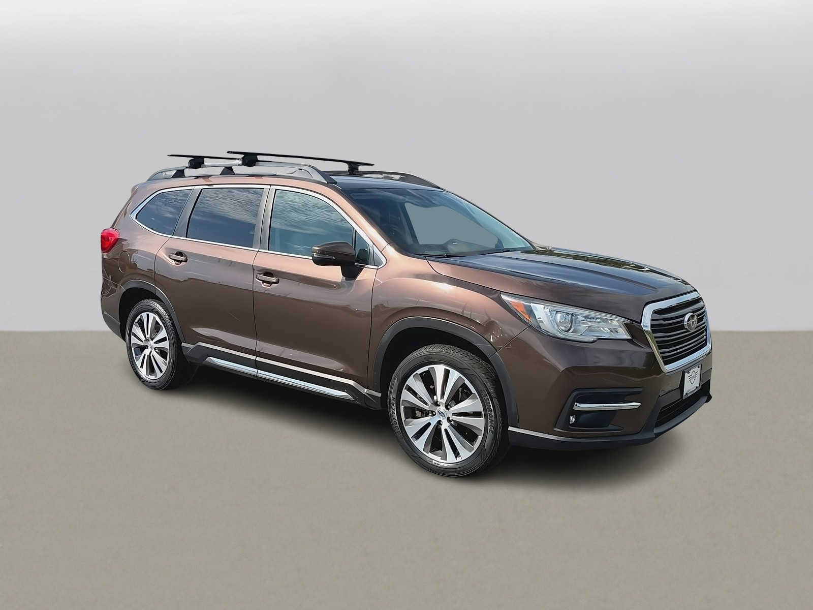 Used 2019 Subaru Ascent Limited AWD/4WD image 2