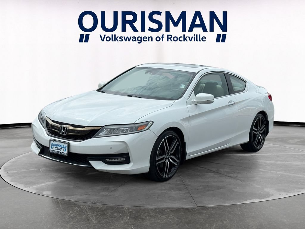 Used 2016 Honda Accord Touring image 2